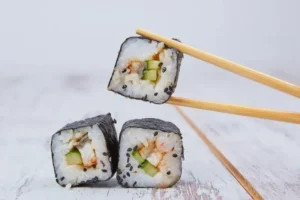 Jak przygotować domowe sushi